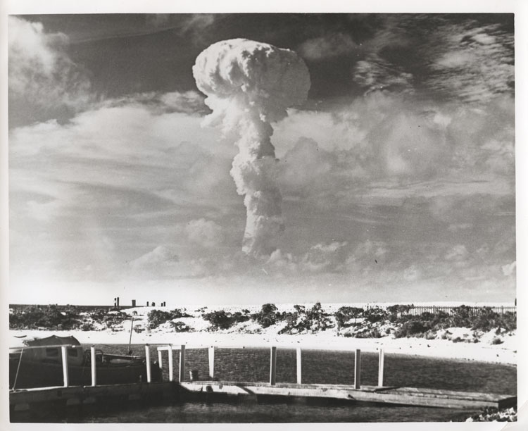 Shot Yukon, Operation Dominic — B-52 parachute-retarded airdrop at about 880 metres, over the Pacific about 16 kilometres south of Christmas Island, 8 May 1962; yield 100 kilotonnes.